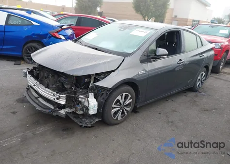 2018 Toyota Prius Prime Premium z USA, uszkodzony, nr VIN JTDKARFP9J3087055